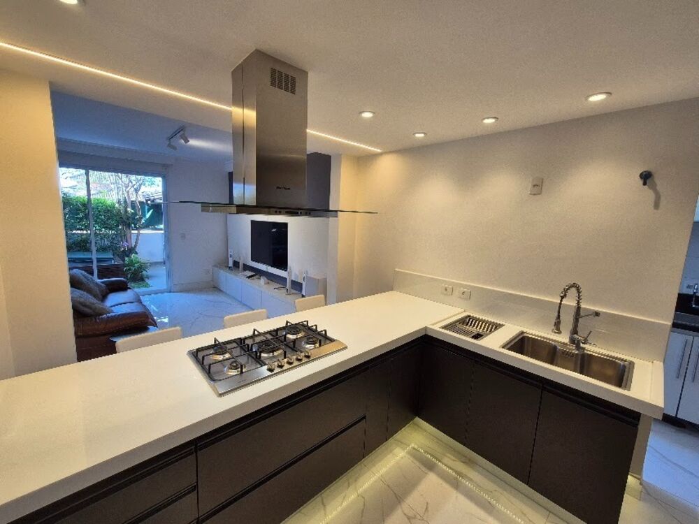 Casa, 3 quartos - Foto 2