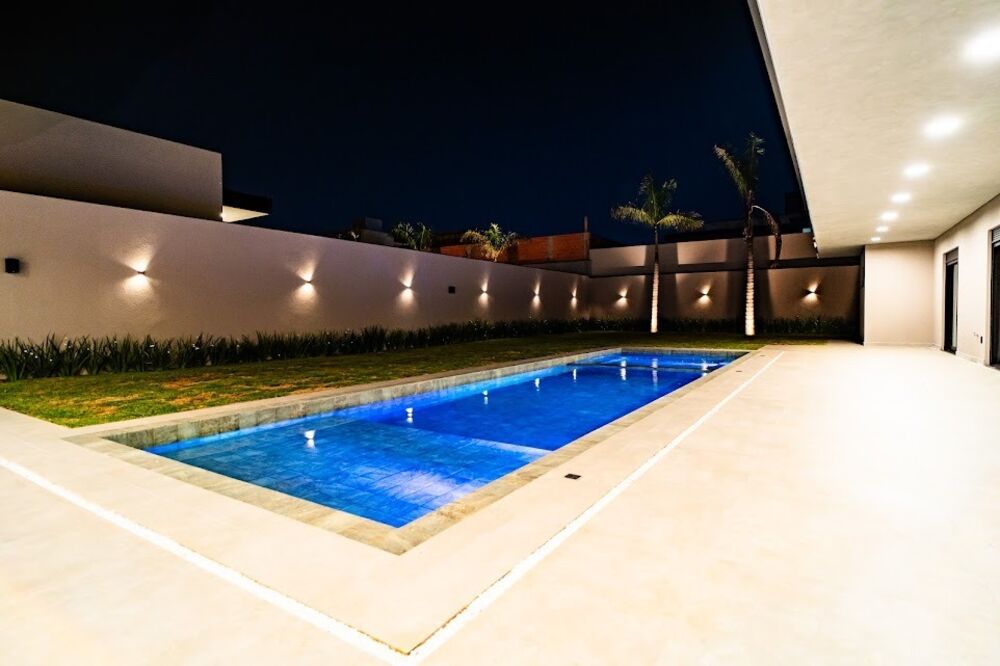 Casa à venda com 4 quartos - Foto 1