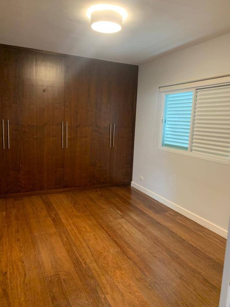 Casa para alugar com 4 quartos - Foto 1