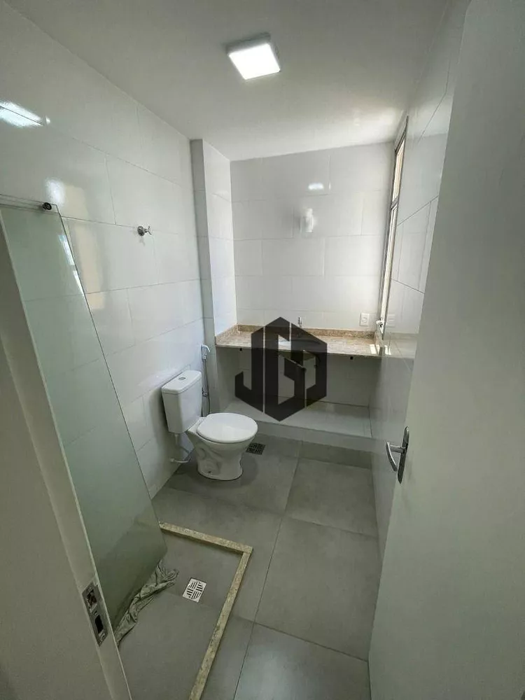 Apartamento à venda com 3 quartos, 120m² - Foto 2