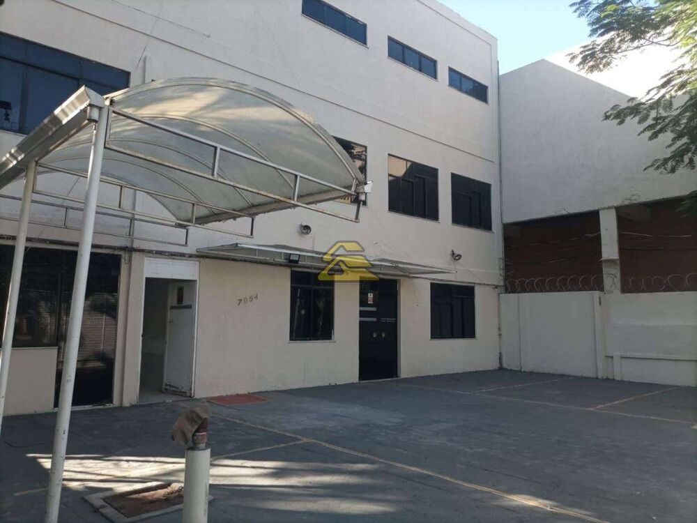 Prédio Inteiro, 1050 m² - Foto 1