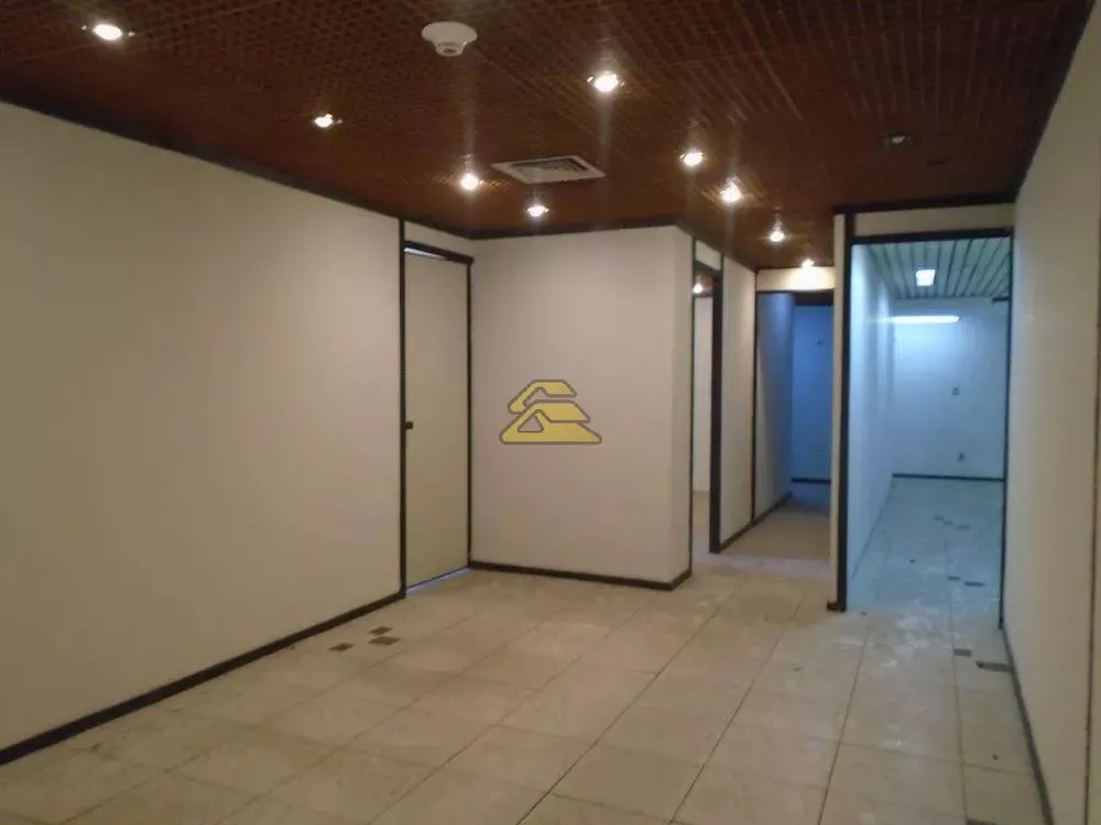 Sala-Conjunto, 1200 m² - Foto 19