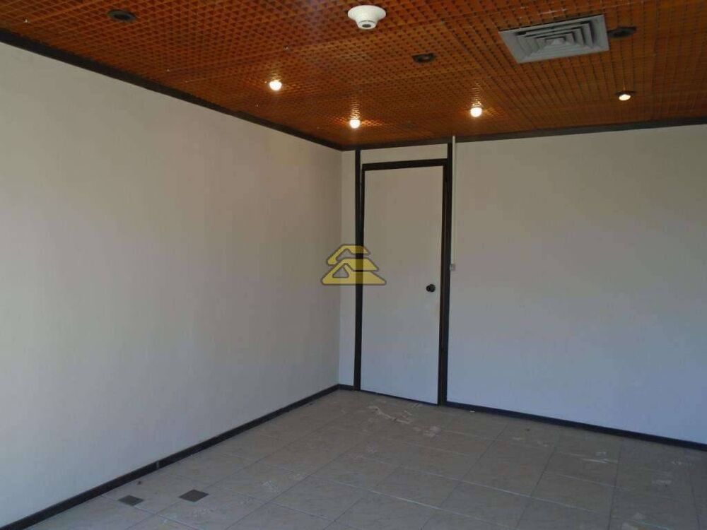 Sala-Conjunto, 1200 m² - Foto 23
