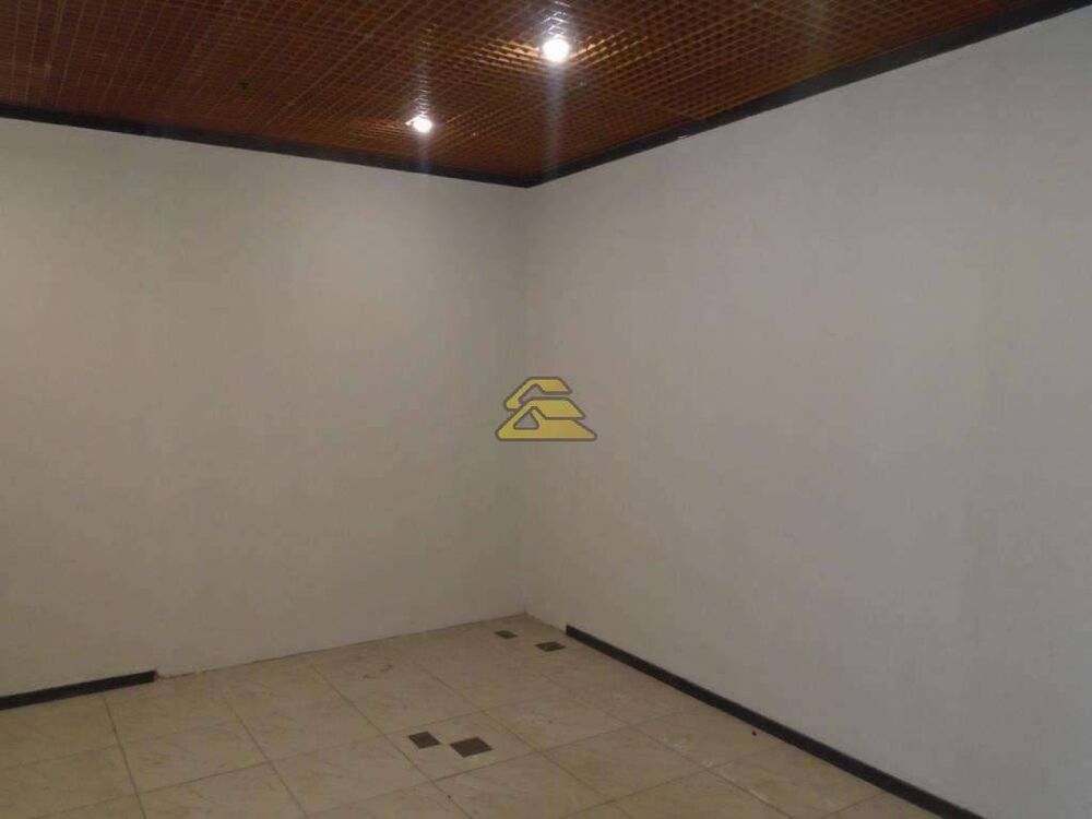 Sala-Conjunto, 1200 m² - Foto 31
