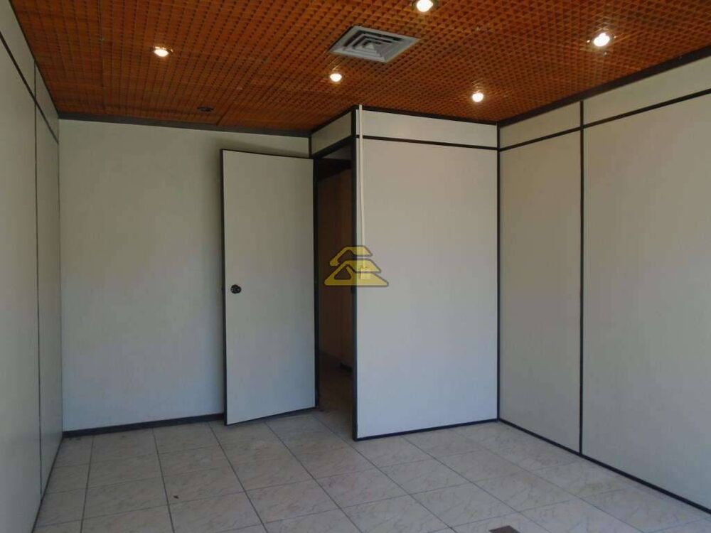 Sala-Conjunto, 1200 m² - Foto 21