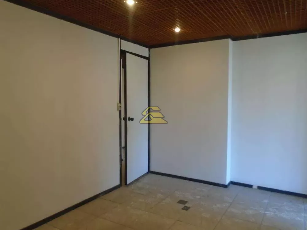 Sala-Conjunto, 1200 m² - Foto 32