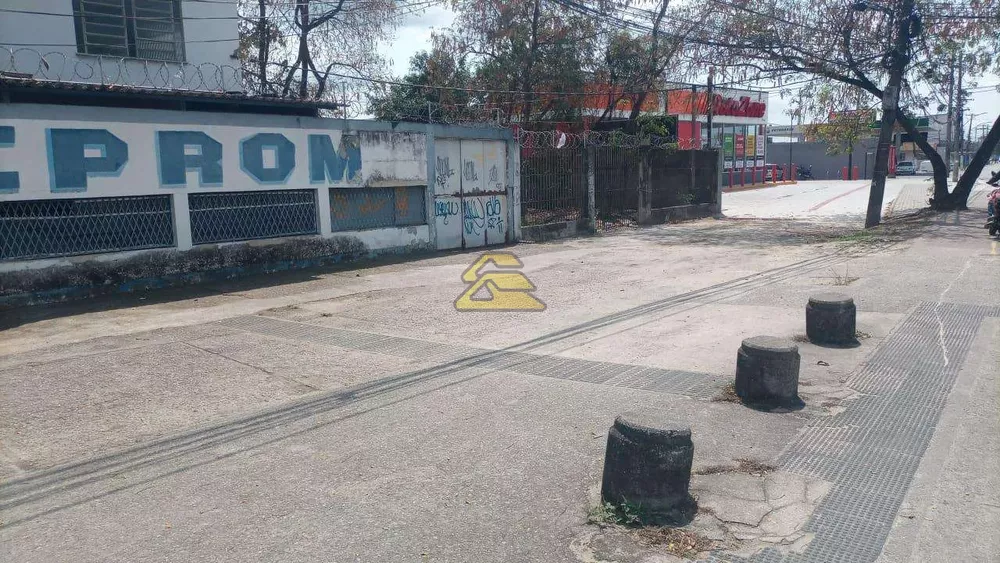 Prédio Inteiro, 900 m² - Foto 1