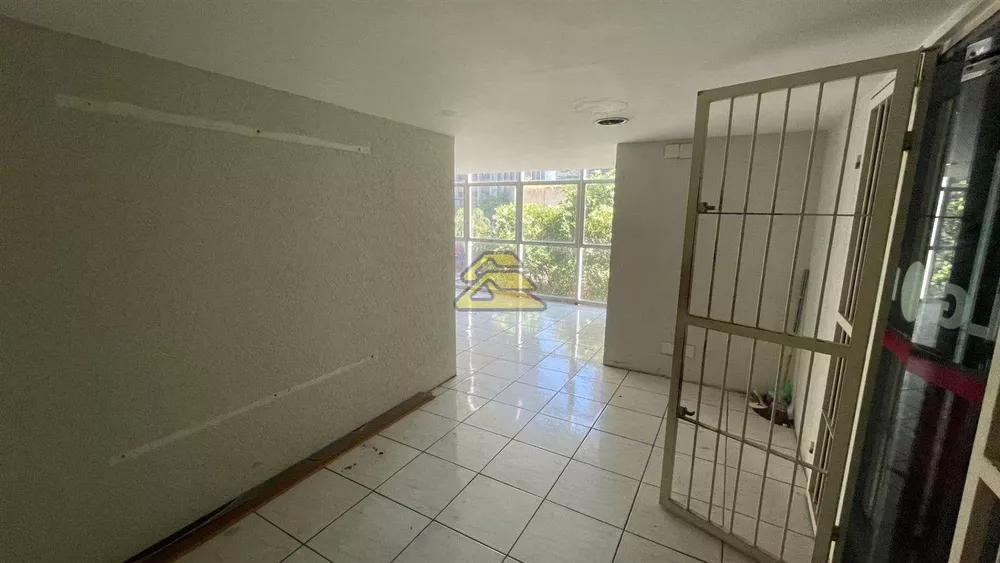 Sala-Conjunto, 300 m² - Foto 1