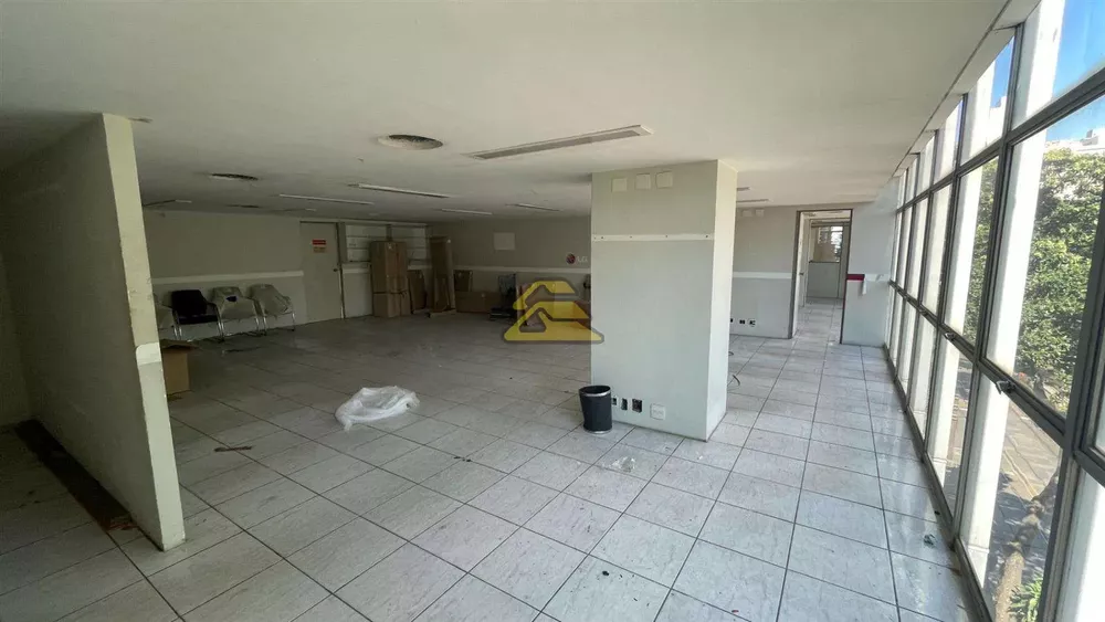 Sala-Conjunto, 300 m² - Foto 2