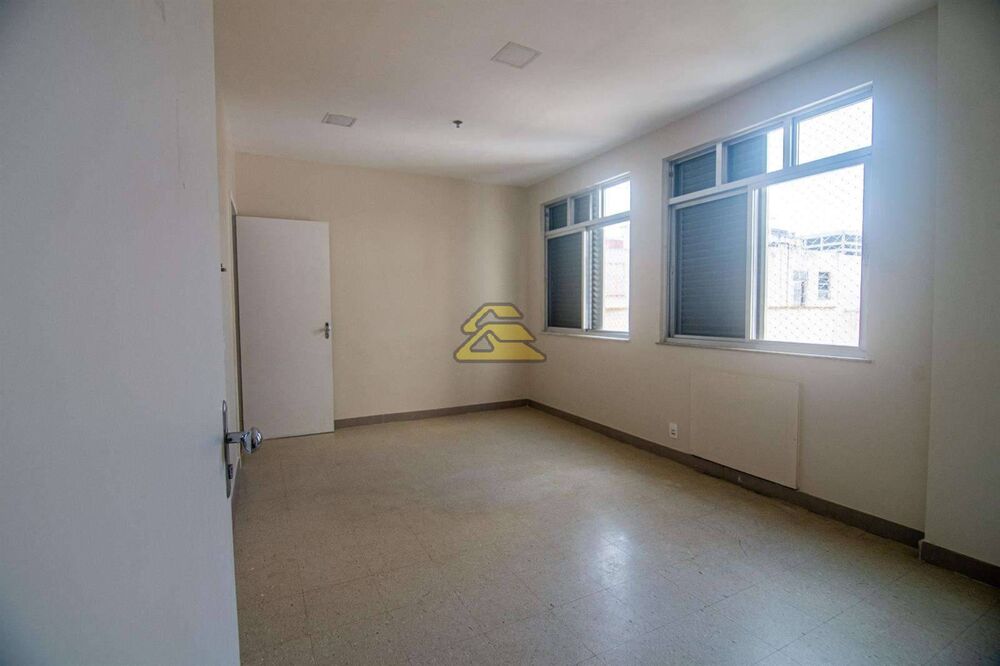 Conjunto Comercial-Sala para alugar com 21 quartos, 960m² - Foto 2