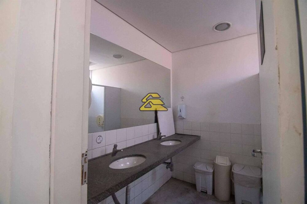 Prédio Inteiro para alugar, 1500m² - Foto 32