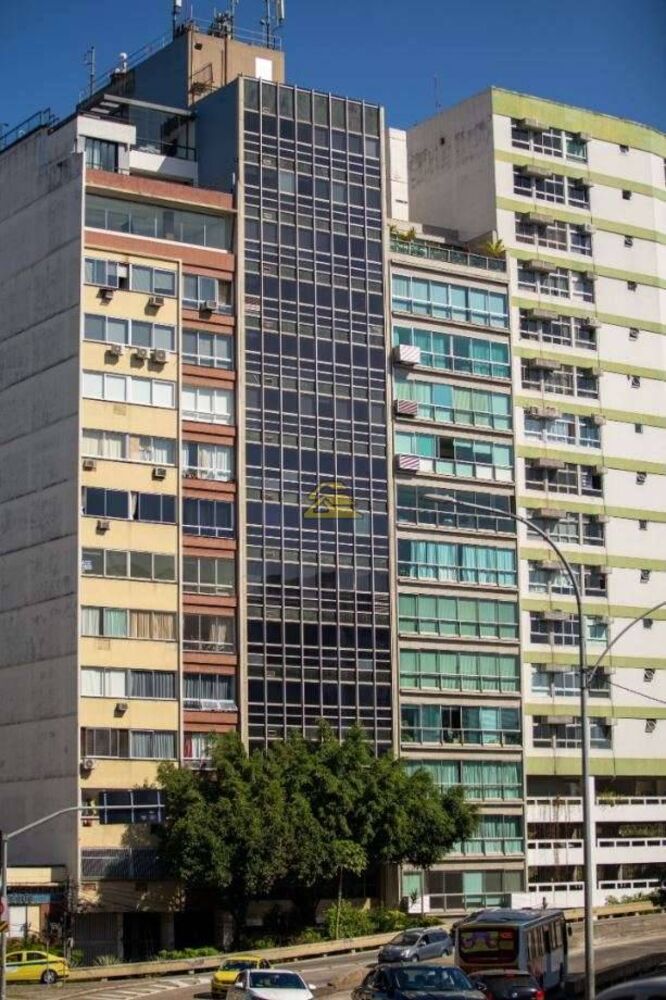 Sala-Conjunto, 300 m² - Foto 1