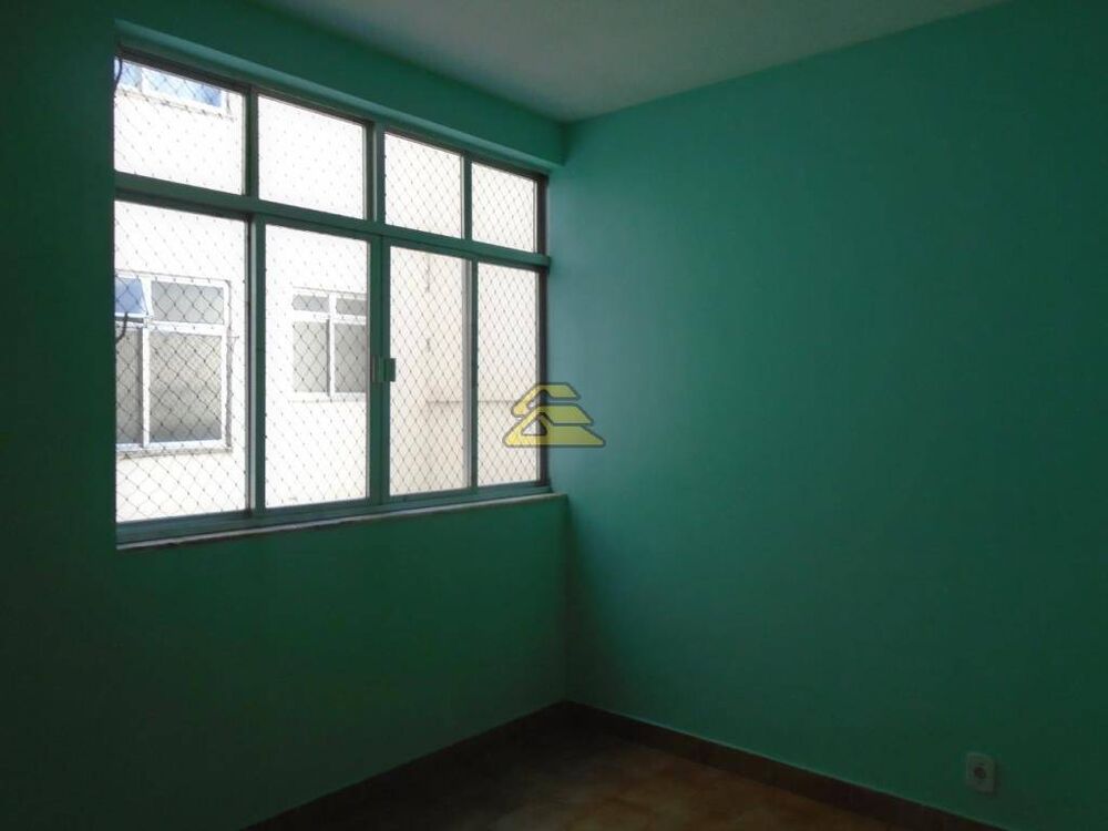 Apartamento para alugar com 2 quartos, 85m² - Foto 4