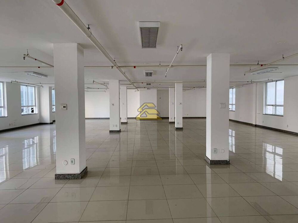 Sala-Conjunto, 560 m² - Foto 1