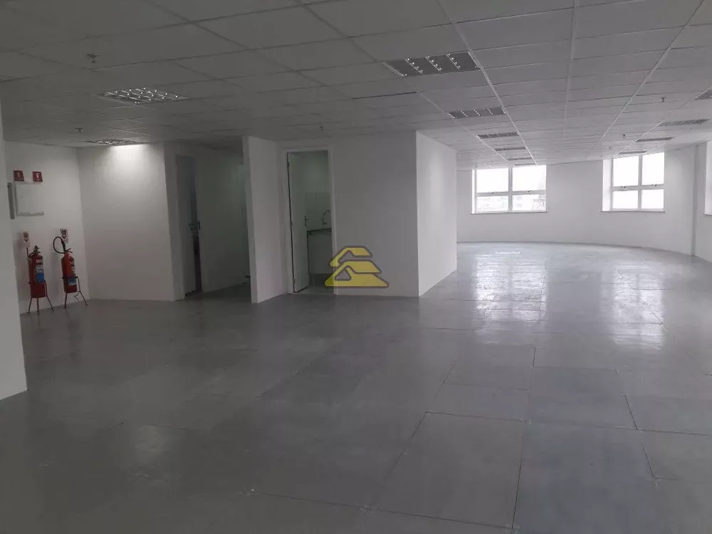 Sala-Conjunto, 196 m² - Foto 1