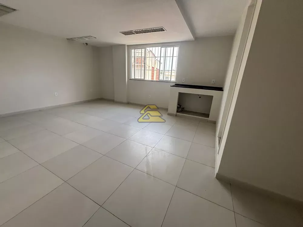 Loja-Salão, 1030 m² - Foto 1