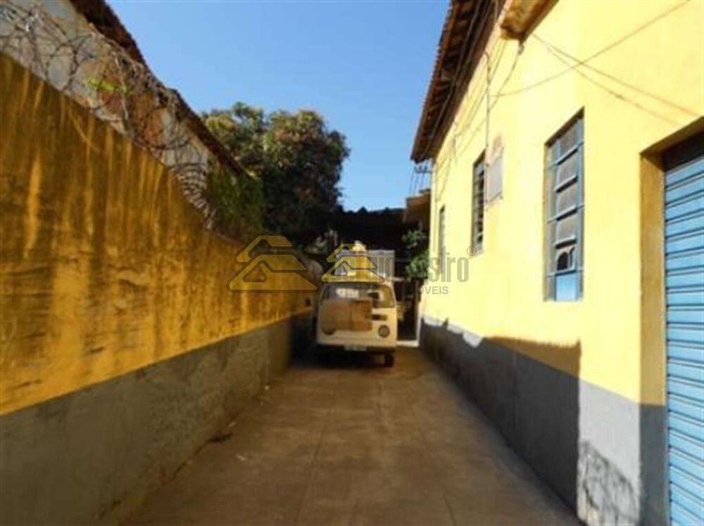 Depósito-Galpão, 1640 m² - Foto 1
