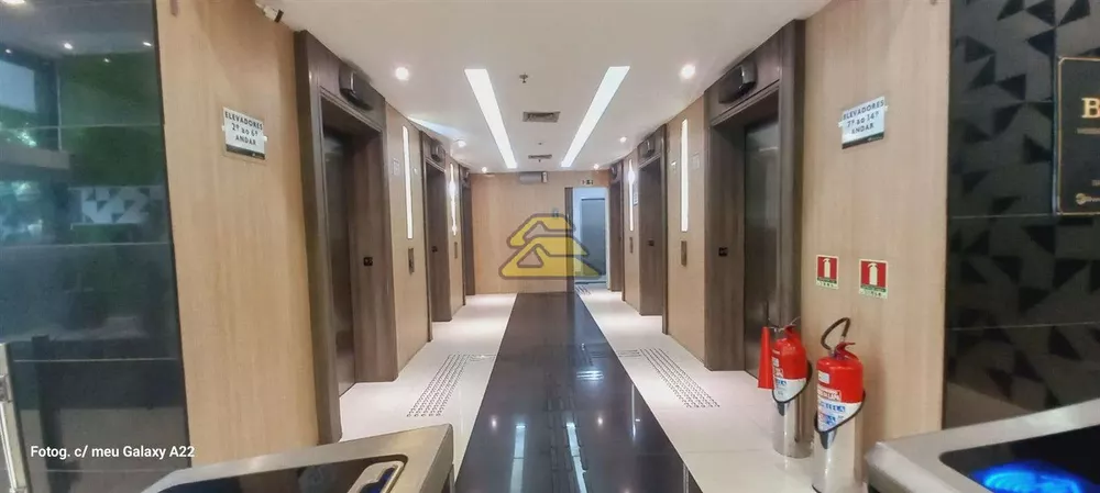 Sala-Conjunto, 1160 m² - Foto 17