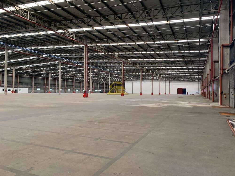 Depósito-Galpão-Armazém para alugar, 30000m² - Foto 1