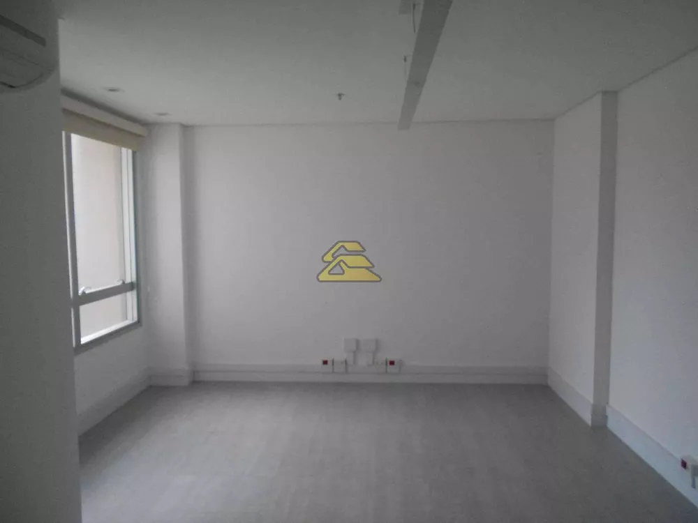 Sala-Conjunto, 310 m² - Foto 1