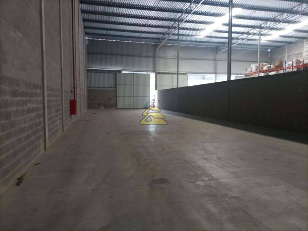 Depósito-Galpão-Armazém para alugar, 550m² - Foto 8