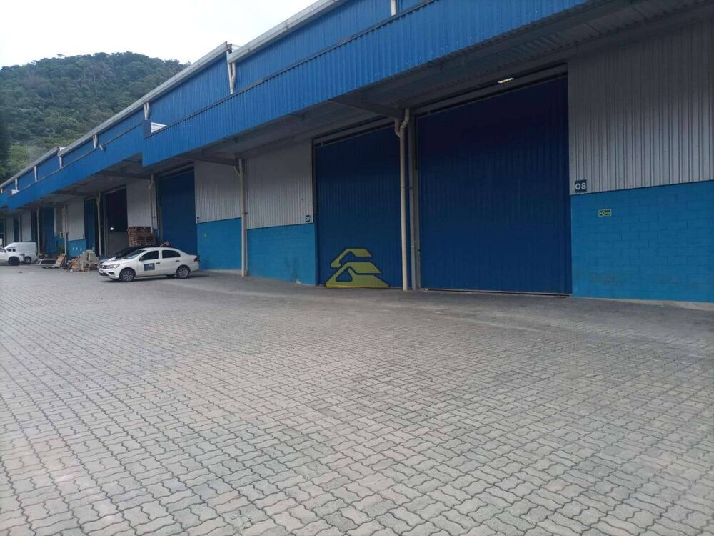Depósito-Galpão-Armazém para alugar, 550m² - Foto 2