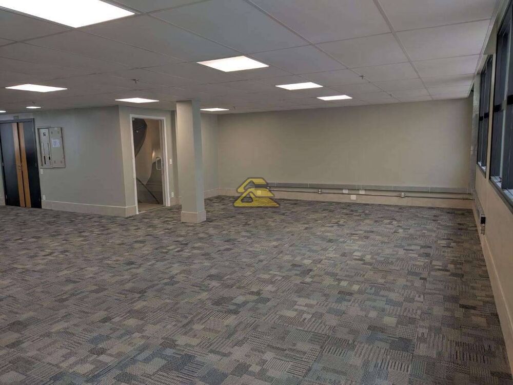 Prédio Inteiro para alugar, 2100m² - Foto 1
