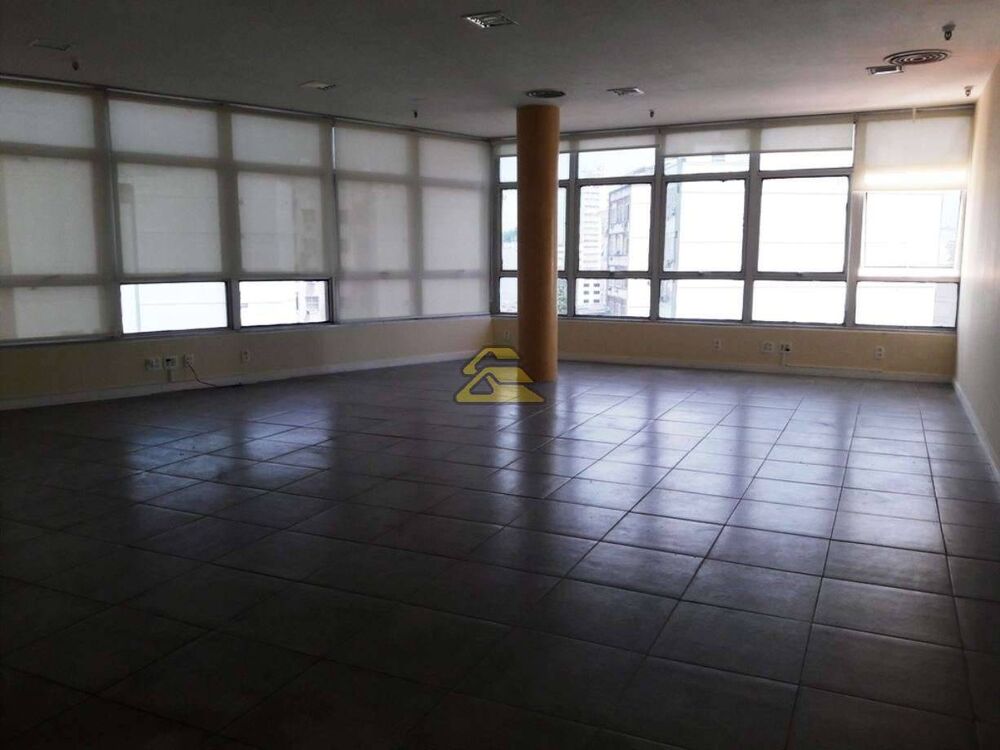 Sala-Conjunto, 208 m² - Foto 1