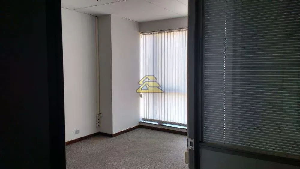 Sala-Conjunto, 600 m² - Foto 1