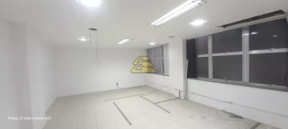 Loja-Salão, 210 m² - Foto 1