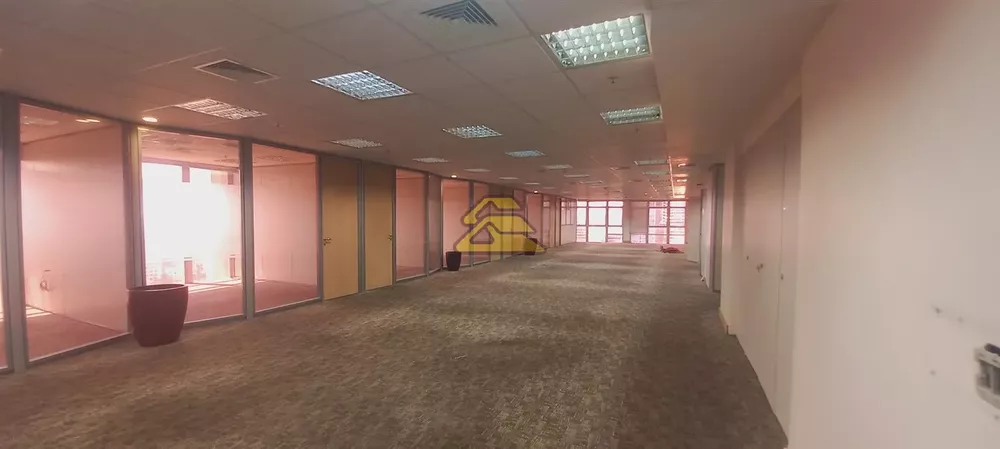 Sala-Conjunto, 1421 m² - Foto 1