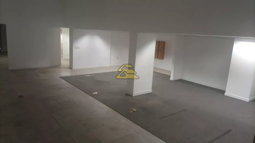 Loja-Salão, 947 m² - Foto 1