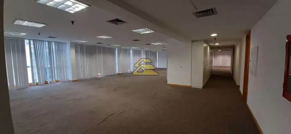 Sala-Conjunto, 1037 m² - Foto 19