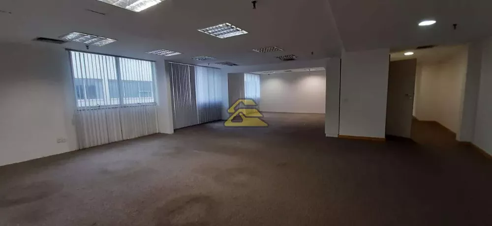 Sala-Conjunto, 1037 m² - Foto 20