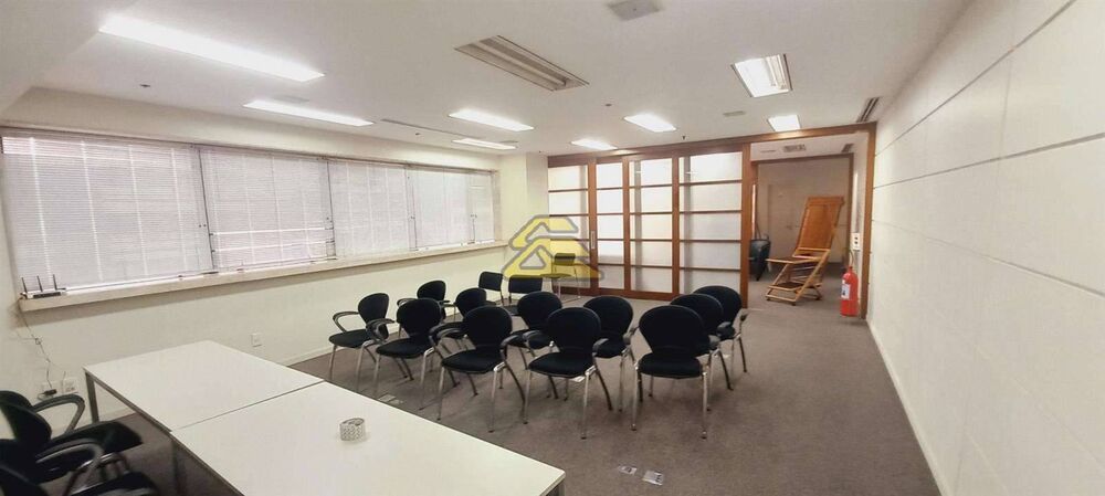 Sala-Conjunto, 296 m² - Foto 2