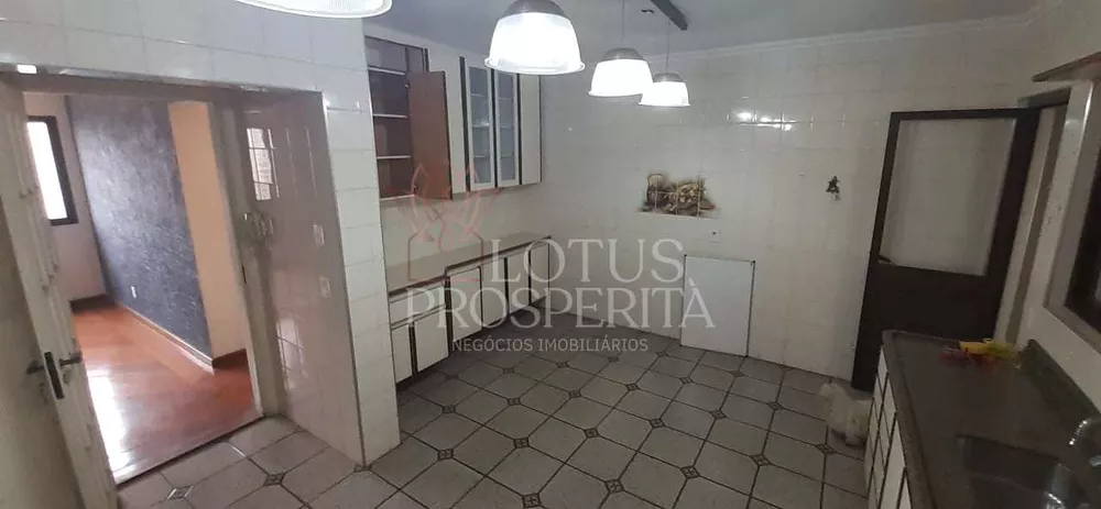 Apartamento à venda com 3 quartos, 214m² - Foto 10