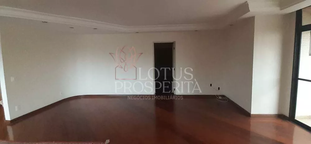 Apartamento à venda com 3 quartos, 214m² - Foto 3