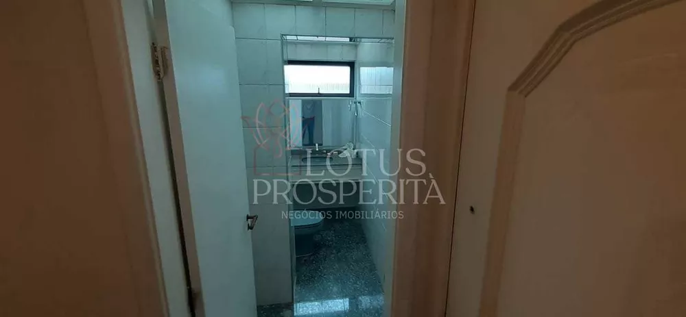 Apartamento à venda com 3 quartos, 214m² - Foto 32