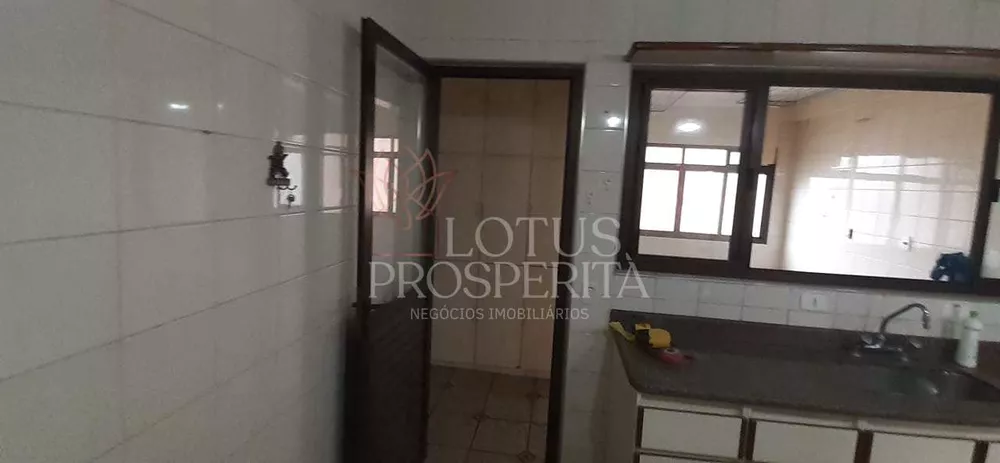 Apartamento à venda com 3 quartos, 214m² - Foto 13