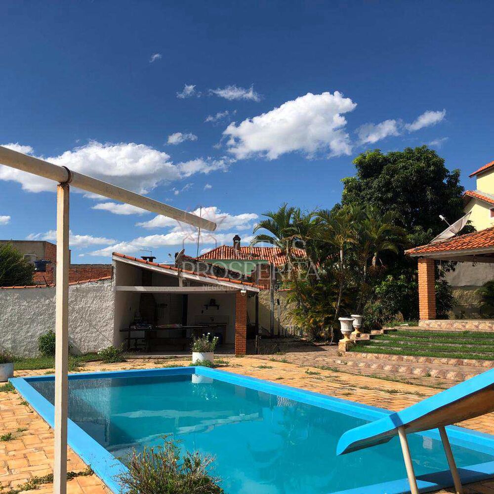 Casa, 4 quartos, 600 m² - Foto 1