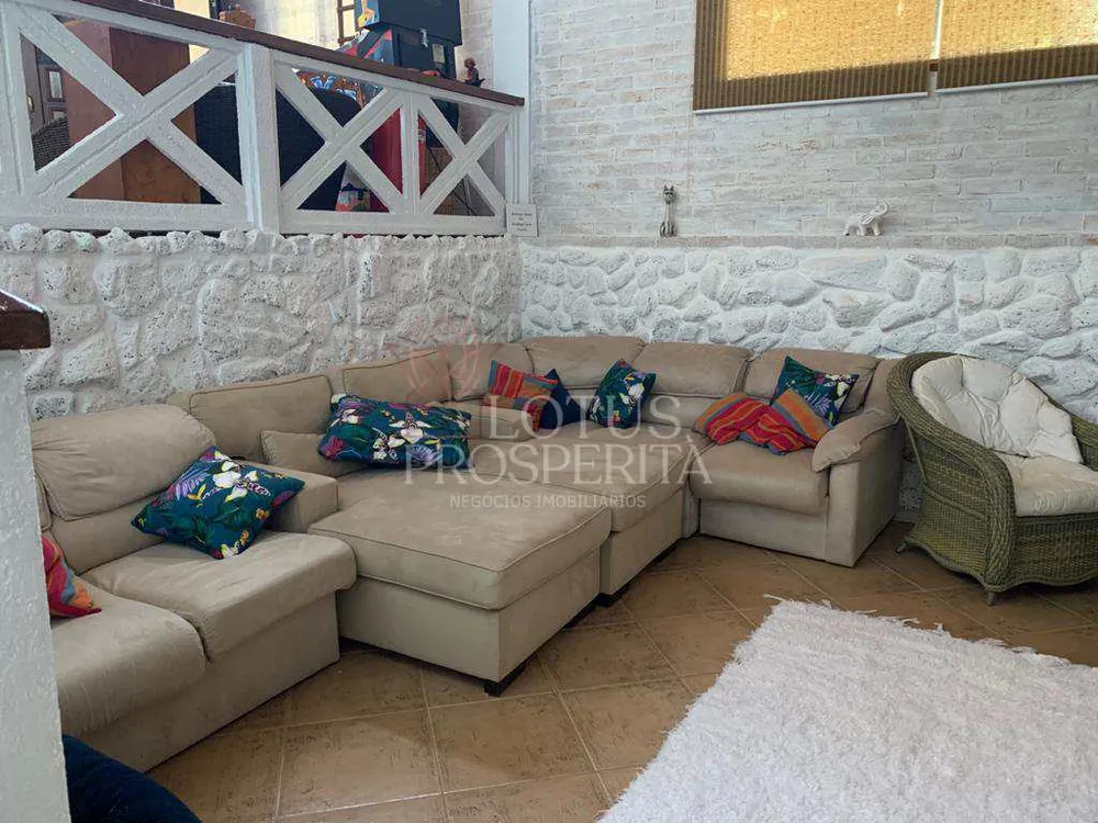 Chácara, 3 quartos, 1000 m² - Foto 1