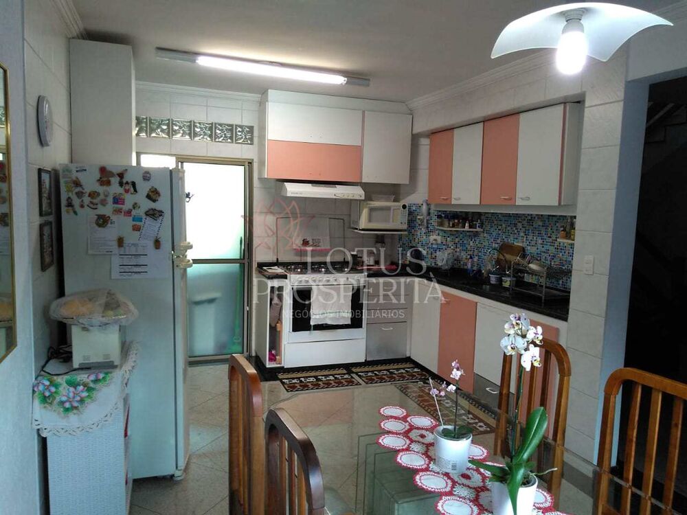 Sobrado, 3 quartos, 263 m² - Foto 2