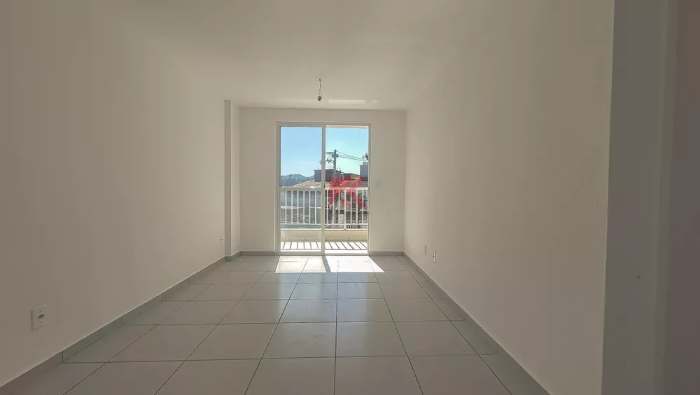 Apartamento à venda com 2 quartos, 62m² - Foto 5