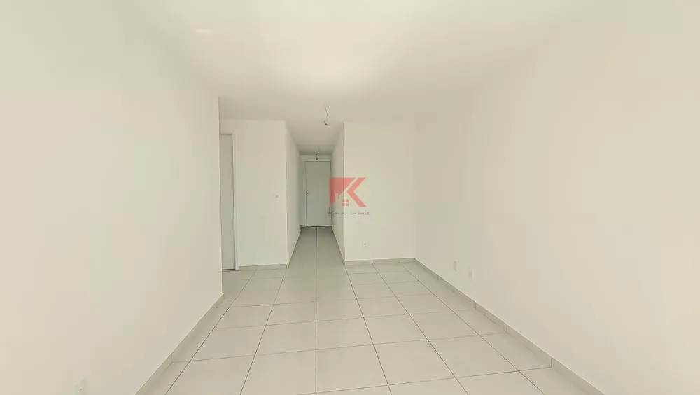 Apartamento à venda com 2 quartos, 62m² - Foto 4