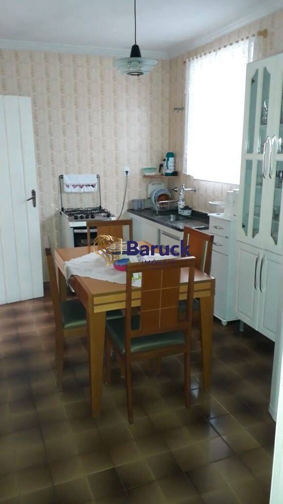 Casa à venda com 2 quartos, 200m² - Foto 5