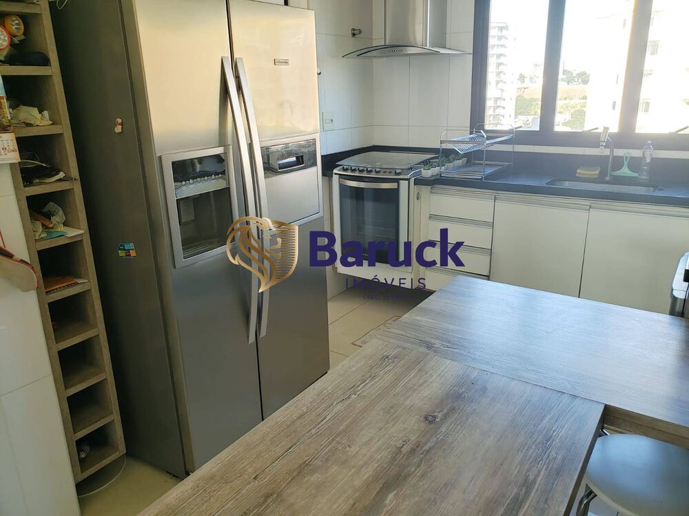 Cobertura à venda com 3 quartos, 220m² - Foto 2
