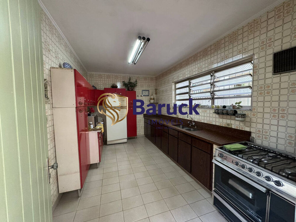 Sobrado, 3 quartos, 218 m² - Foto 2