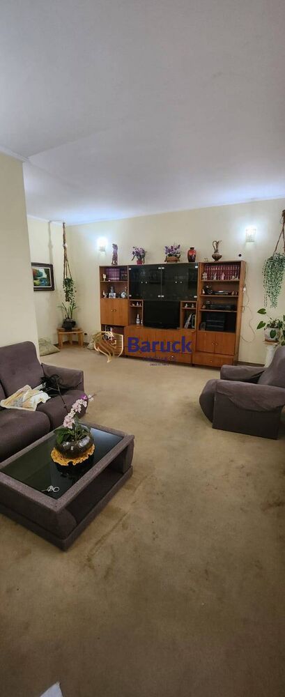Casa à venda com 4 quartos, 380m² - Foto 1