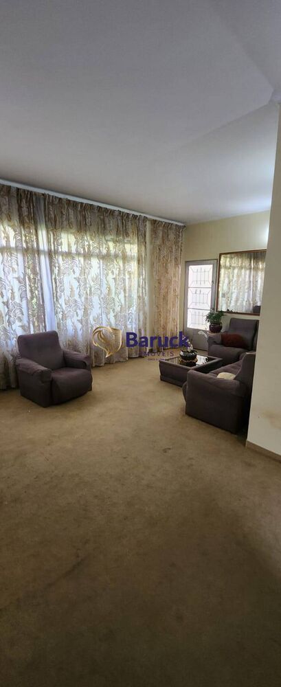Casa à venda com 4 quartos, 380m² - Foto 2