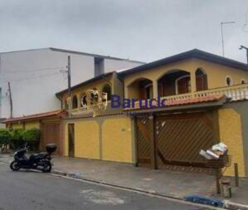 Sobrado, 3 quartos, 250 m² - Foto 1